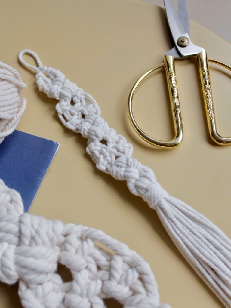 Join Us for A Colossal Workshop on Miniature Macramé with Agnes Hansella