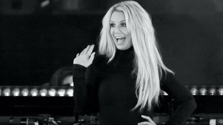 Britney Spears Signs Book Deal Reportedly Worth $15 Million