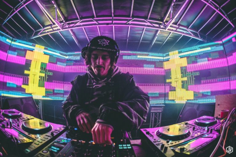 LISTEN: Shlump Delivers Trippy, Bass-Fueled “Psychedelic Explorer” Single via WAKAAN